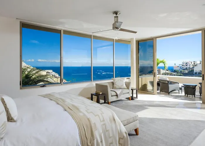 Villa Pacific West